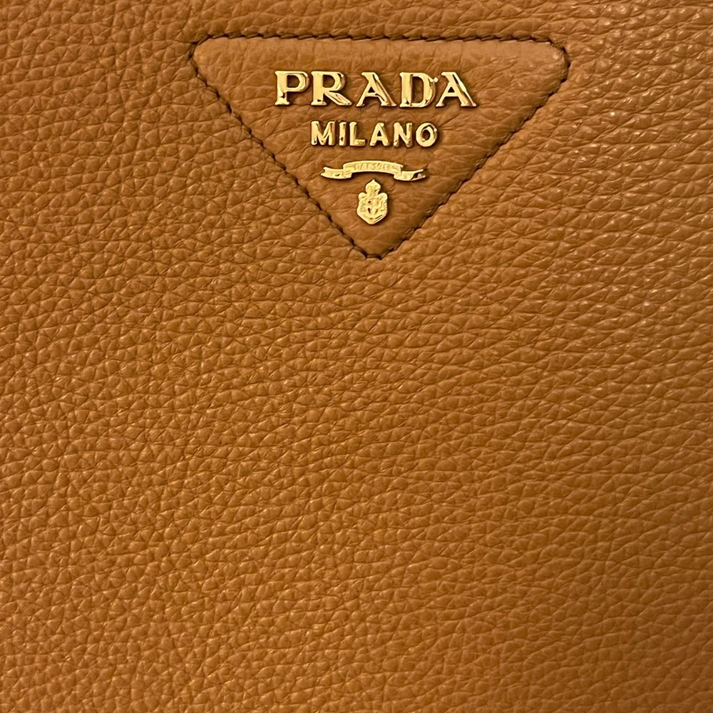 Prada Vitello Daino Tote Bag - Picture 9 of 11